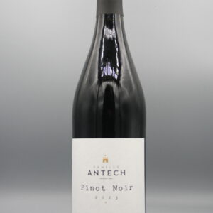 Pinot Noir  Famille Antech